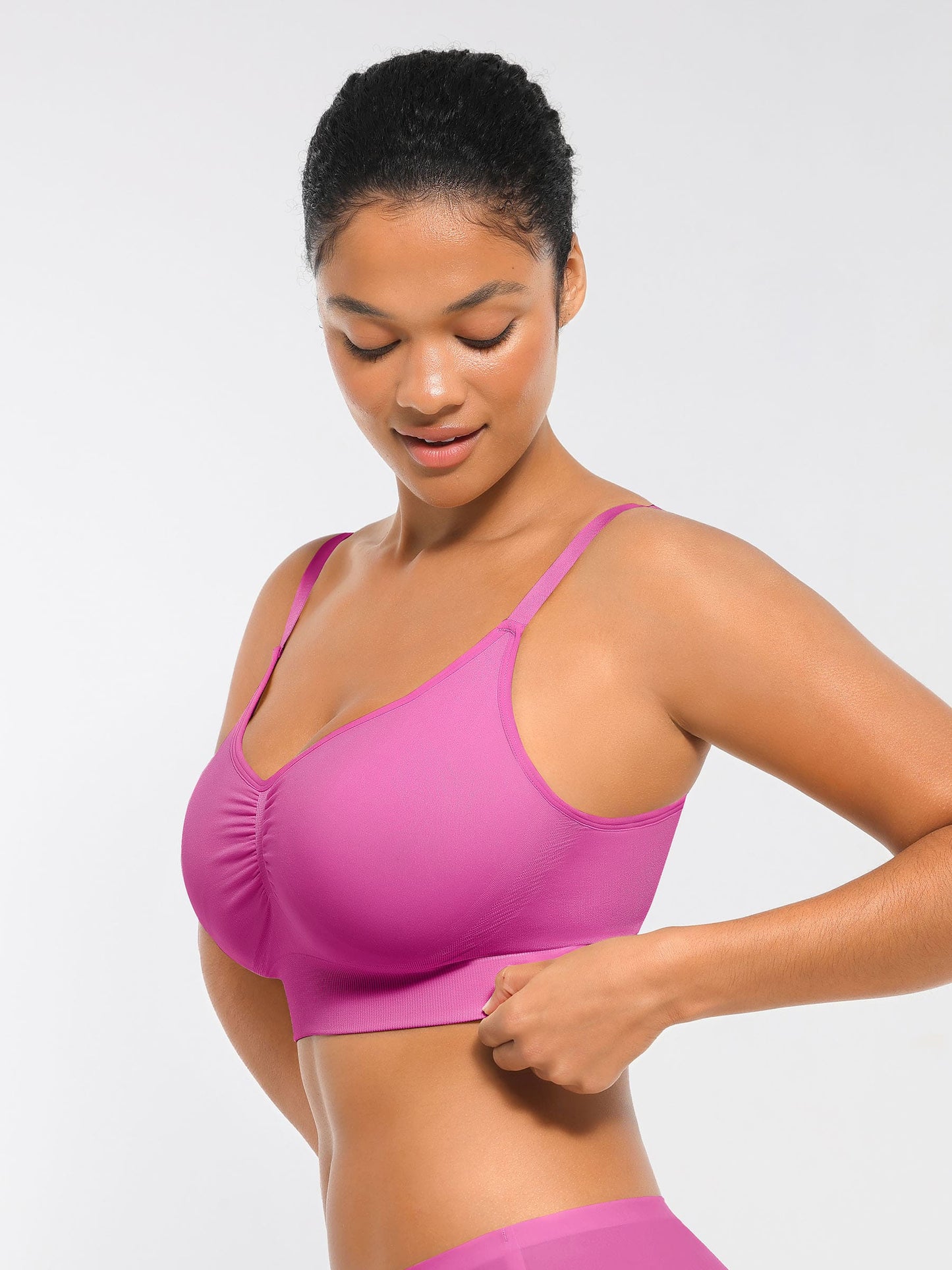 Feelingirl Seamless Everyday Bra with Built-In Soft Padding